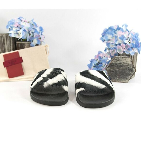 Valentino Black White Feather Embellished Pool Slide Sandals Sz 37 NIB - Picture 2 of 6